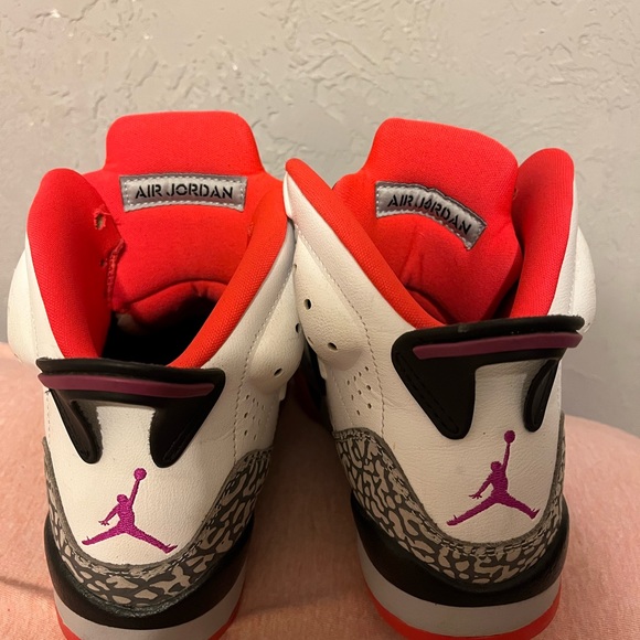 Jordan son of Mars Gs Hot Lava - Picture 4 of 4